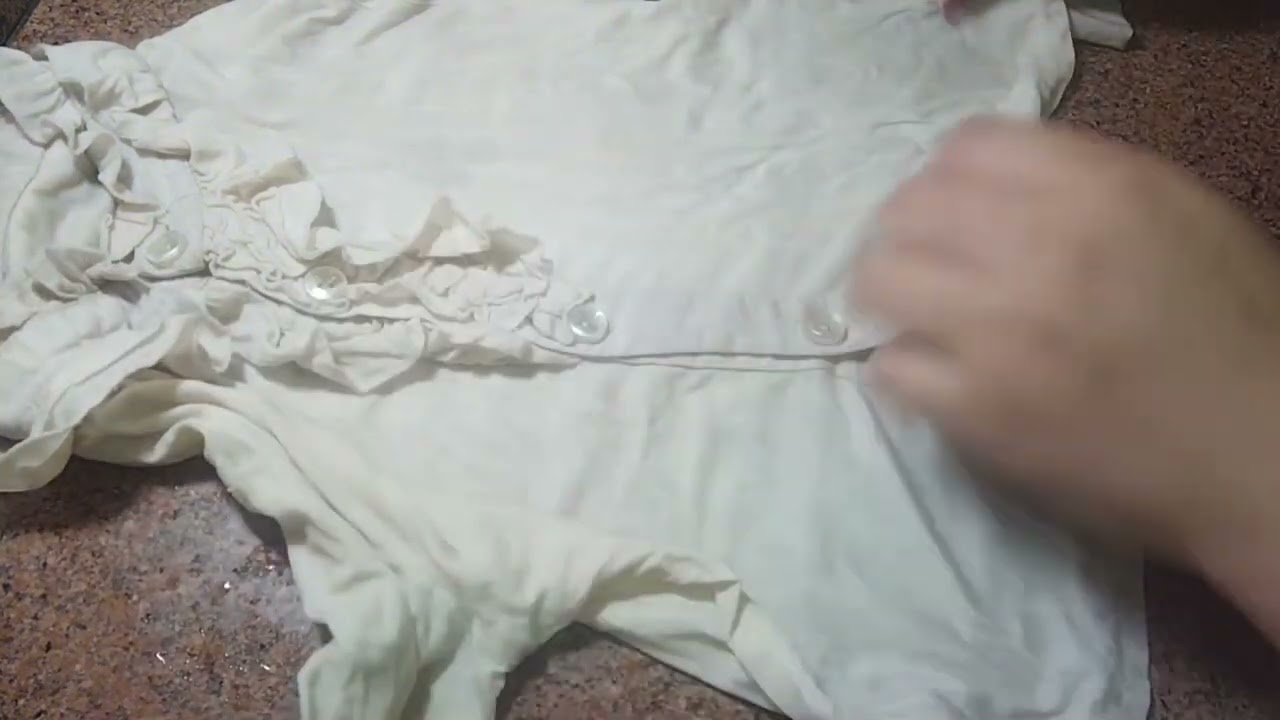 الحل السريع المشكله خرط الملابس الالوان مع بعض مهما كان الوان هيطلع مع مرمر