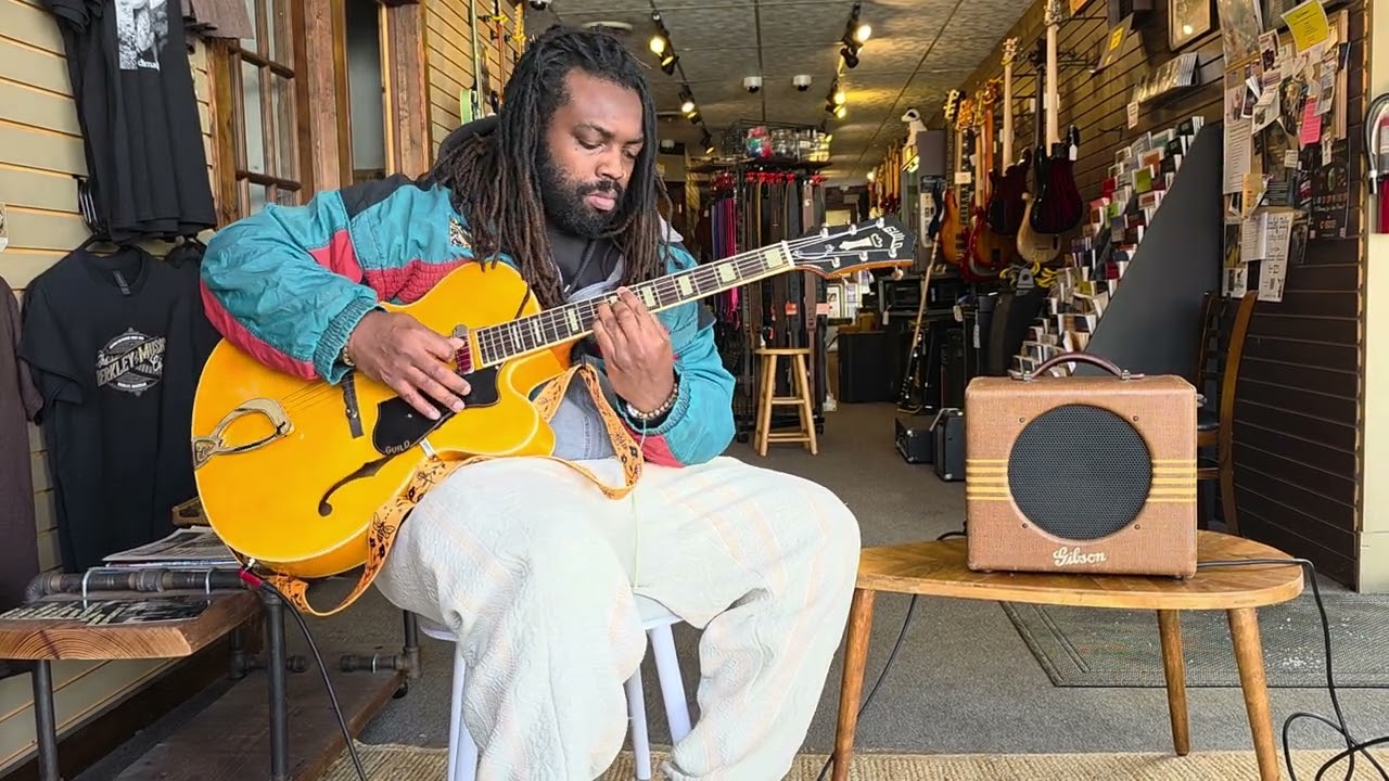 1939 Gibson EH-100 Amp - Clean Tones