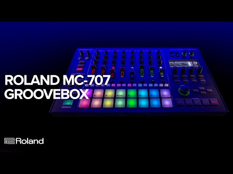 Roland MC-707 Groovebox