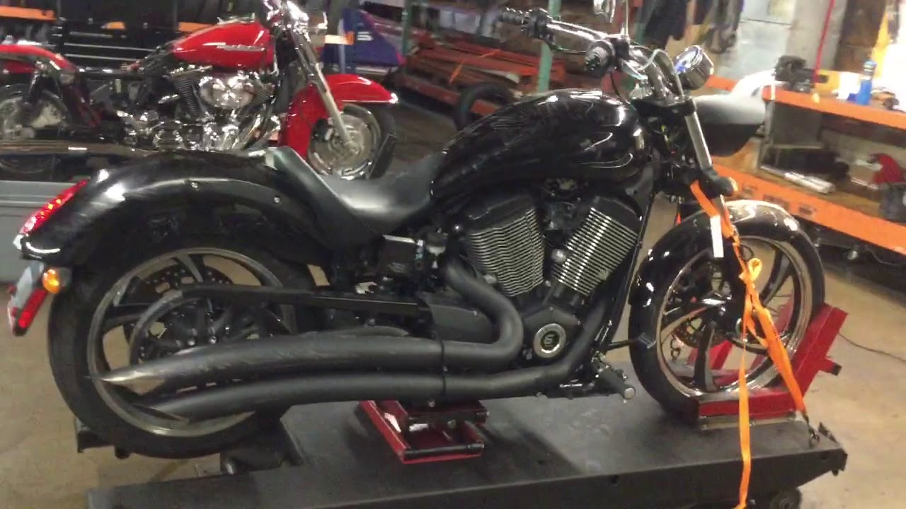 2015 Victory Vegas 8 Ball (black) 2596 Fallen Cycles - YouTube