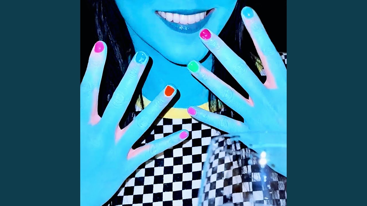 Cosmic Rays adlı videoyu YouTube'da izle Cosmic Rays adlı videoyu YouTube'da izle