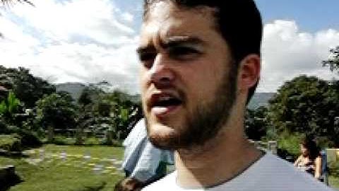 Air blowing in slow motion (Casio Exilim ex-fh20)