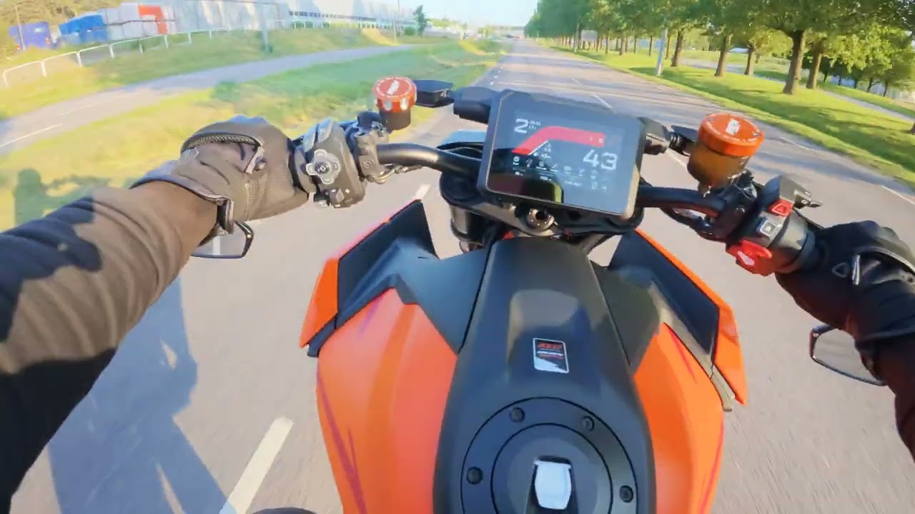 KTM 1390 Superduke R evo testride!