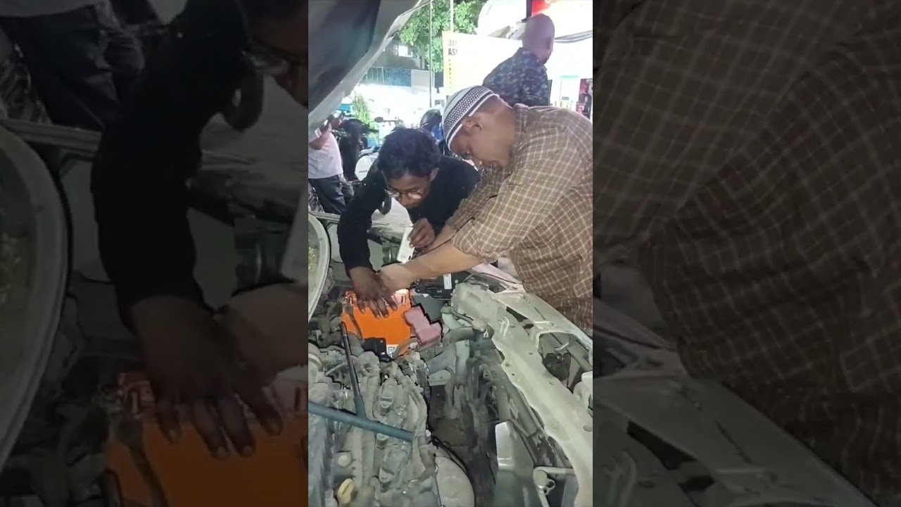 @Amaron Powrzone Battery Installation  Done Today @Guru Auto Vashi APMC With Old Battery Replacement
