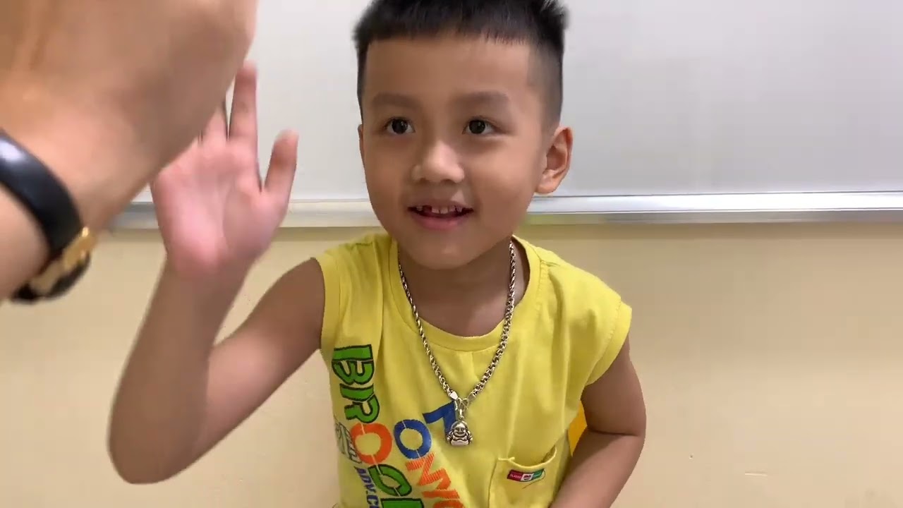 Hector’s Speaking Test - PreC1