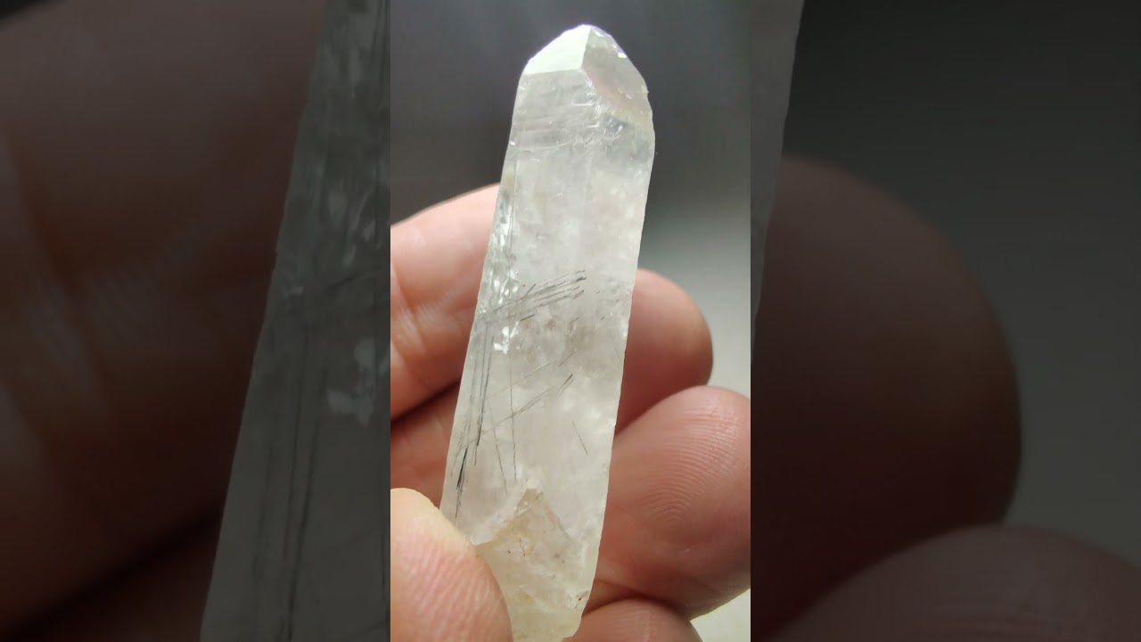Rutile in clear Quartz. Brazil.