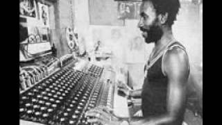 Lee Perry - The Dragon Enters