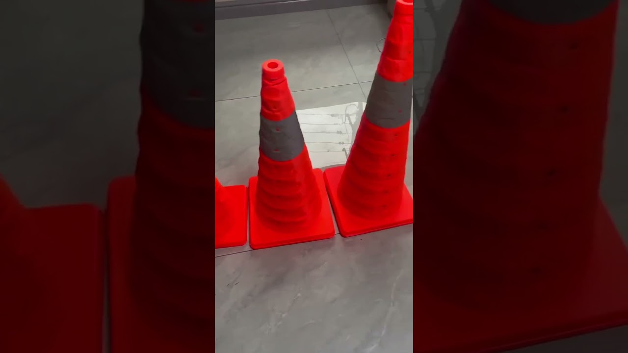 Collapsible Oxford Flexible Reflective Durable 70cm Traffic Road Safety Cone, Road Cone, Flexible Co