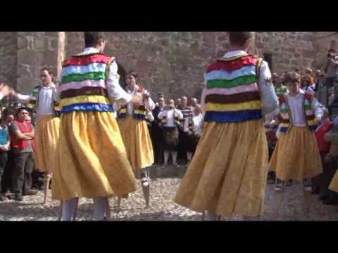 Anguiano y su ritual de los Zancos.mp4