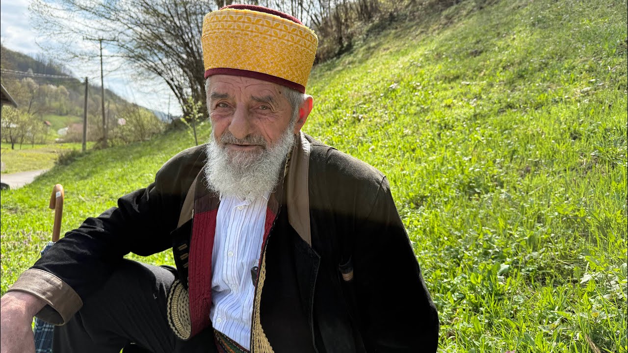 Hodi mudro ne pogini ludo / Kolo kolalo a zbog povlačenja pucale su glave od Ćetene se haljine nosil