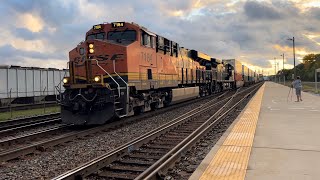 Sunset railfanning part 3 : BNSF 7184 & NS 4629 lead an intermodal through Elkhart IN