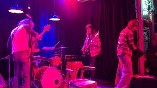 Willie J and the 6V6's - 'Stranglehold' - Lulie Tavern, Abbotsford, Melbourne, 18/4/24. by Pauline Bailey Art & Books 289 views 2 weeks ago 4 minutes, 49 seconds
