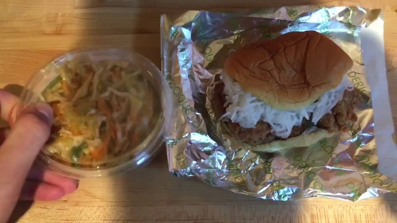 CITY EATS: Fuku's Koreano Chicken Sandwich w/ Smoky Slaw (12 August 2016)