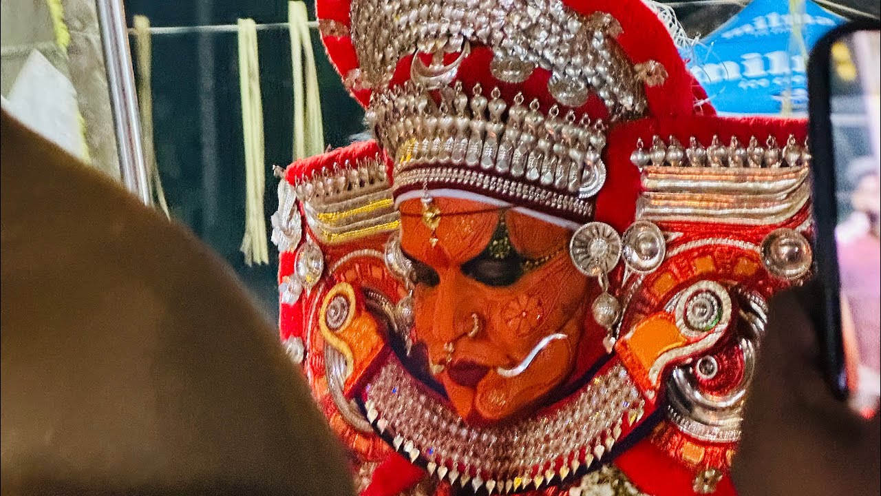 ഉത്സവ കാഴ്ചകൾ🫰🏻 #youtubeshorts #minivlog #viral #calicut #ulsavam 🙌 #friendship #youtuber 🌹