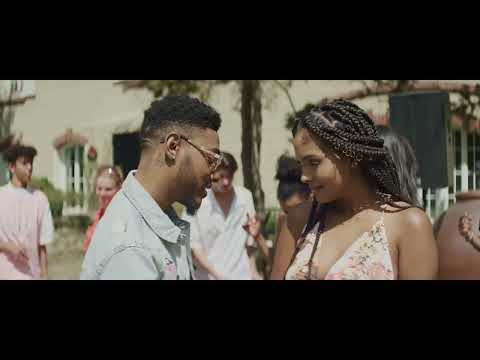 PASKA-BIPBIP(Clip Officiel)/CEST LE MESSAGE APRES LE BIP BIP/On presse pas damour