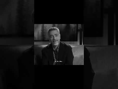 فضل شاكر انسان محترم قبل كل سيئ يرفع له القبعه