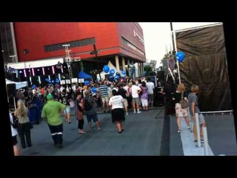 Australia Day 2011 - The Today Show Outside Broadc...
