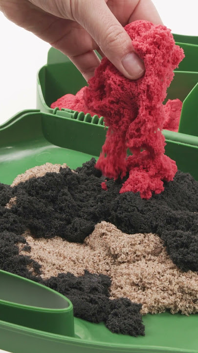 Kinetic Soil: Fake Dirt You Can Play With Indoors! 