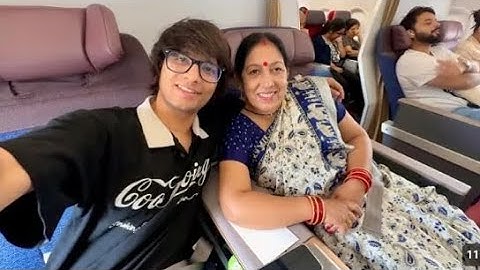 mummy ki 1st business class flight