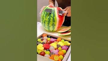 A simple process in peeling watermelon skin #shorts