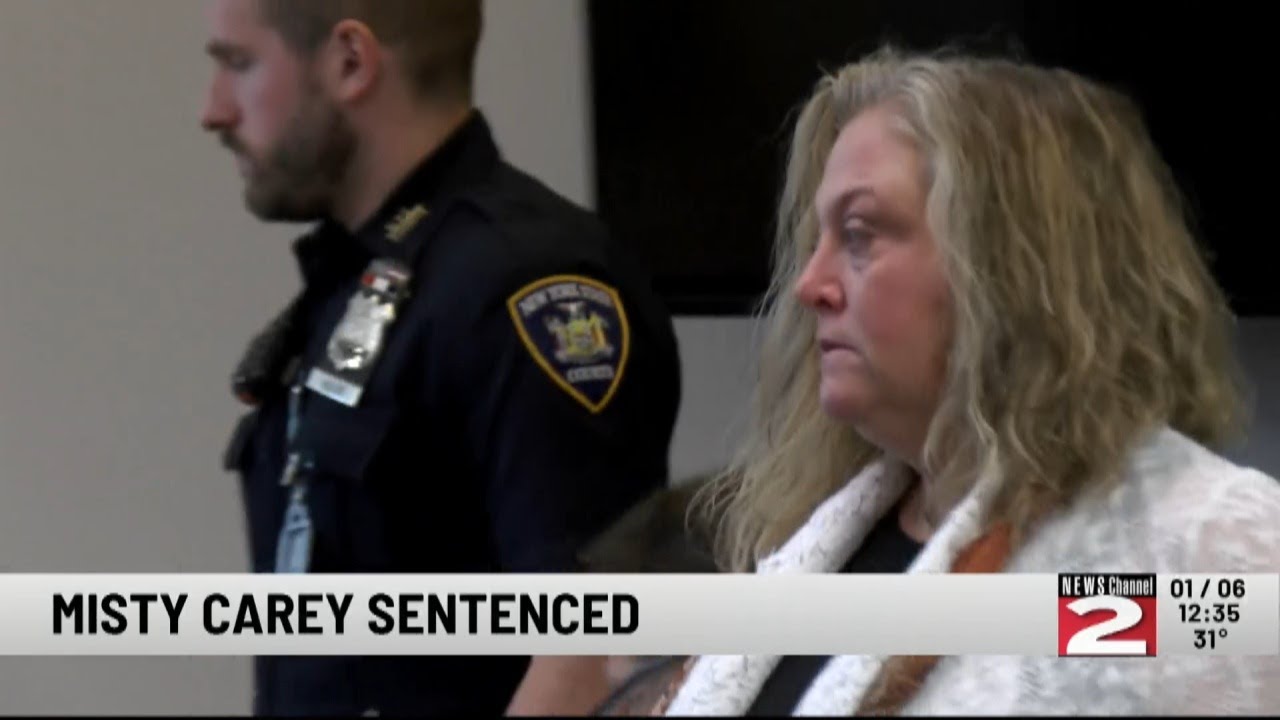 Владелец конюшни в Вероне получил 5 лет условного срока за жестокое обращение с животными.