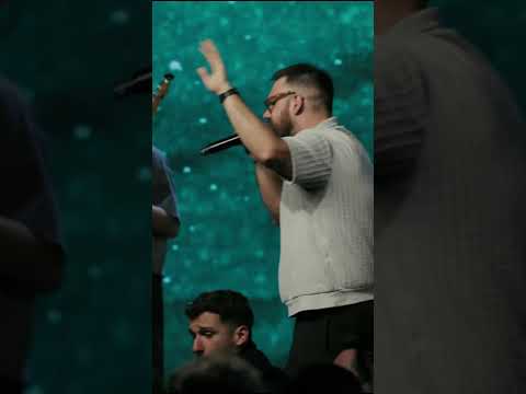 Assista o video Vinho Novo (Espontâneo) no nosso canal #culto #musica #altomonte #musicaevagelica
