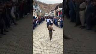 İzlenme Rekoru Kıran Koçari Halayı