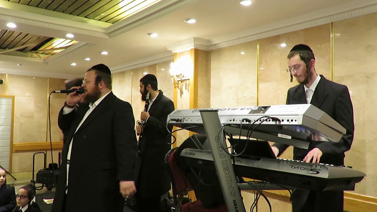 יהושע פריד אושי פרוש אברום בלטי מחרוזת מירון