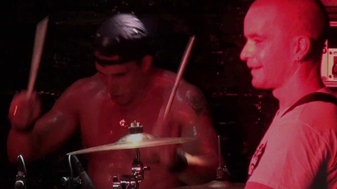 PROUDZ Vae Victis + El Cielo Esta Fuera de Nuestro Alcance (live)