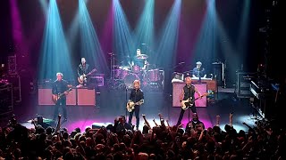 Green Day - The American Dream Is Killing Me, live, Bataclan, Paris, 4th November 2023