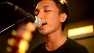 Download lagu melancholic bitch Sepasang Kekasih Yang Pertama Bercinta Diluar Angkasa Cover By Umah De u melancholic bitch Sepasang Kekasih Yang Pertama Bercinta Diluar Angkasa Cover By Umah De u