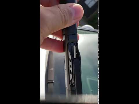 How to install replacement  wiper blade 2008 saturn vue Chevy captivate equinox part 2