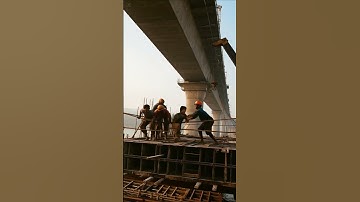 SHOCKING FALL at Construction Site ⚠️🏗️ #construction #disaster