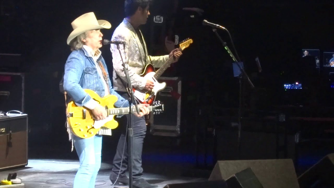 Dwight Yoakam "Guitars, Cadillacs" (C2C 2016 O2 London) YouTube