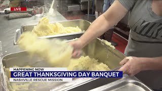 Rescue mission preps Thanksgiving feast