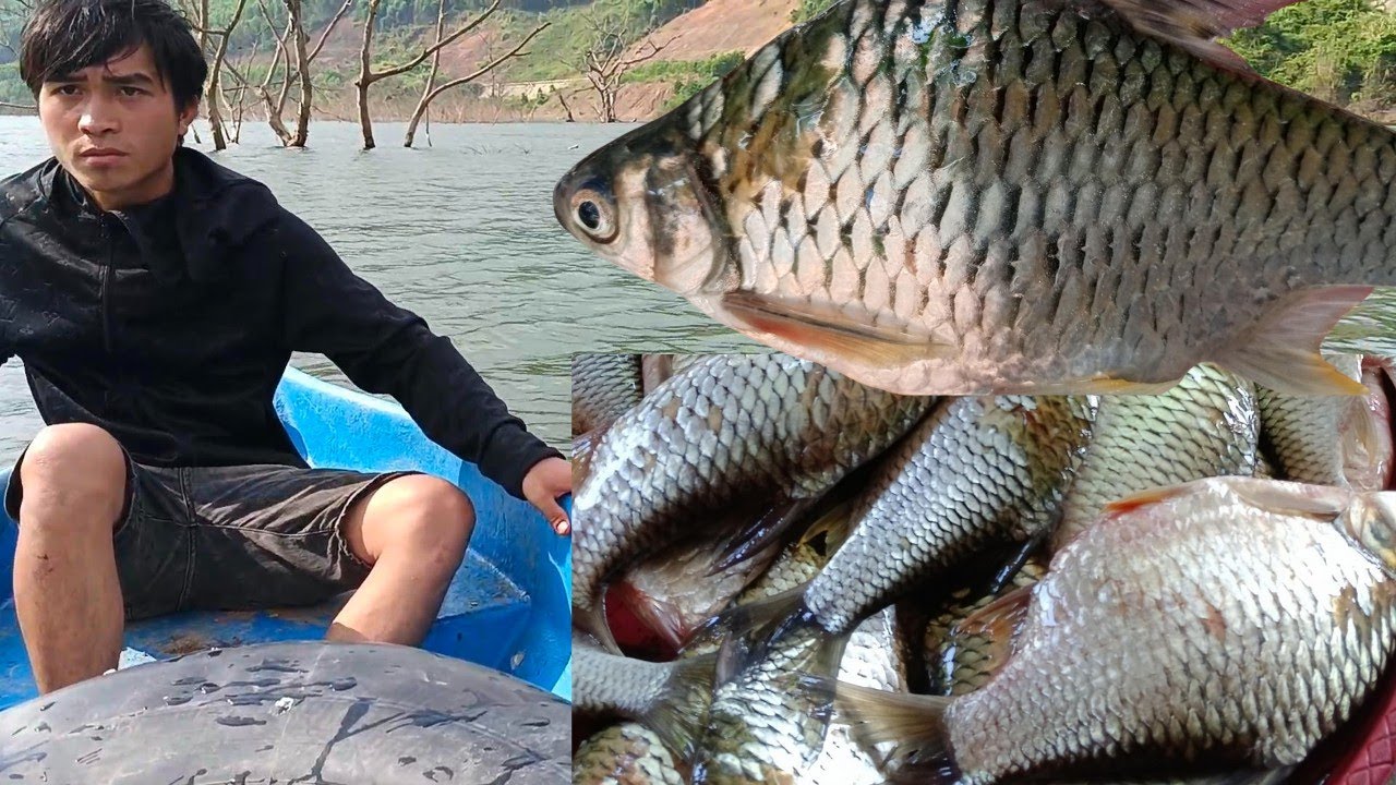 Fishing in freshwater rivers during the dry season, catching a big fish ...