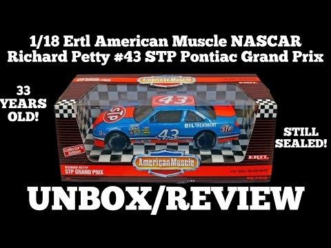 1/18 Richard Petty #43 STP NASCAR Grand Prix Unbox/Review! 33