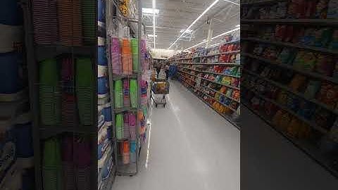 Walmart shopper cursing at employee