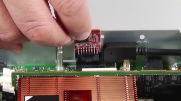 Lenovo ThinkSystem SE350 installing a TPM card