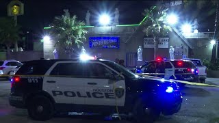 Woman shot in eye after stepping in between fight in southwest Houston