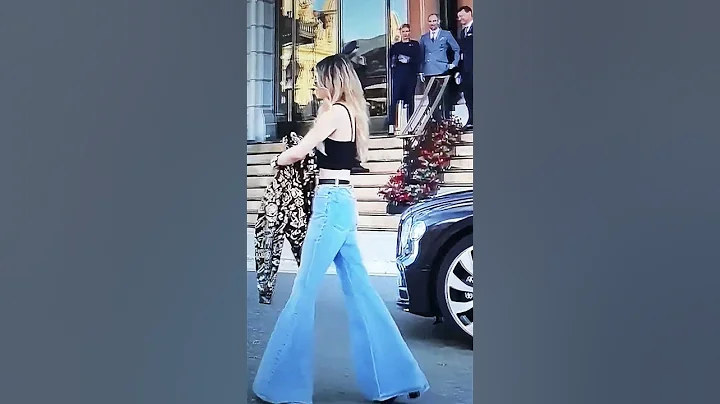 Models Luxury lifestyle in Monaco #monaco #luxury #sportscar #monacolife #fashion