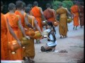 La qute des moines  luang prabang