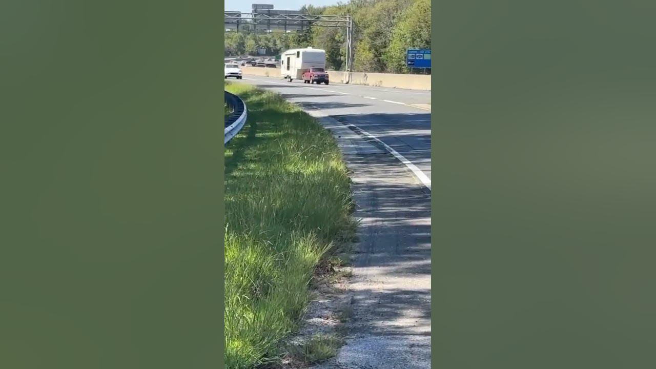 I’ve seen ford rangers do things that even normal trucks can’t 😂 #ford #fordranger #car #truck I’ve seen ford rangers do things that even normal trucks can’t 😂 #ford #fordranger #car #truck