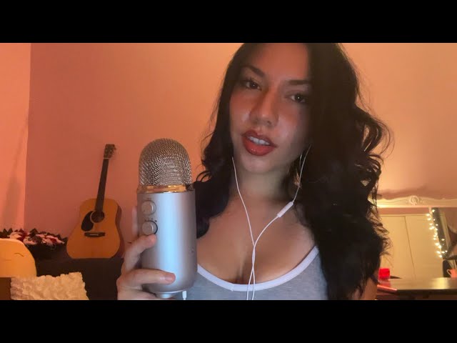 ASMR en español ramble UP CLOSE WHISPERS