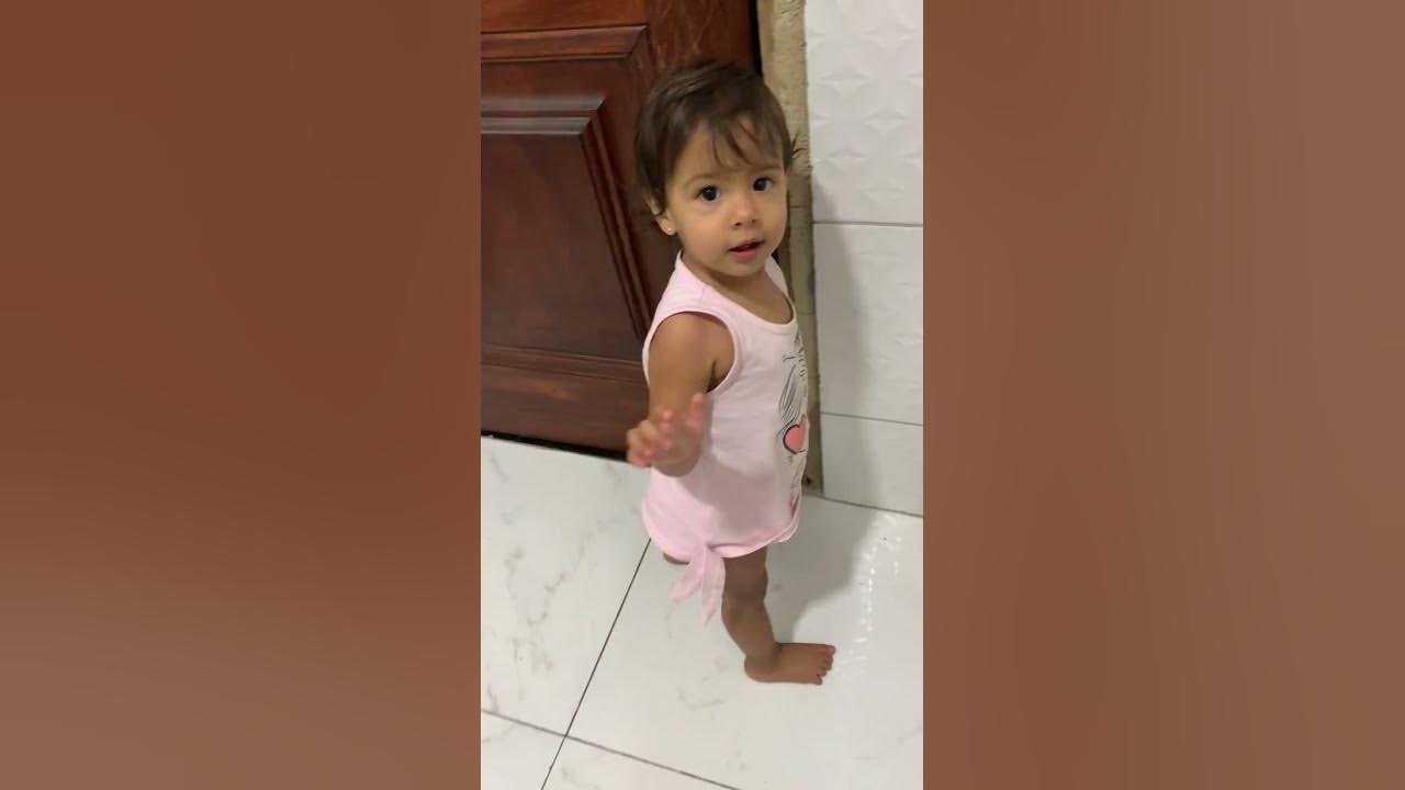 Bebe Querendo Fugir De Casa Youtube