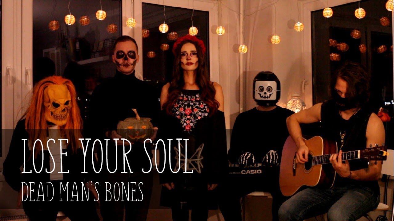 Loose bones. Группа Dead man’s Bones. Dead man's Bones обложка. Lose your Soul Dead man's Bones.