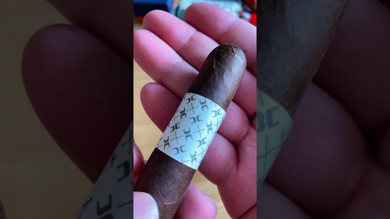 ASMR Quick Review: Viaje Cache Six Fifty Toro  
