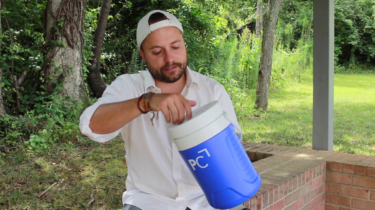 Gallon Jug_Coleman_Vitronic_PromoErrday_ep199