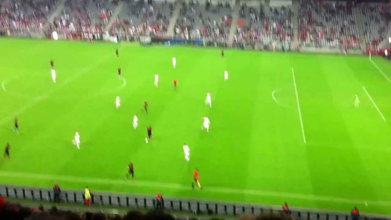 Arjen Robben hardly booed by FC BAYERN fans after penalty miss against Chelsea in CL Final 2012