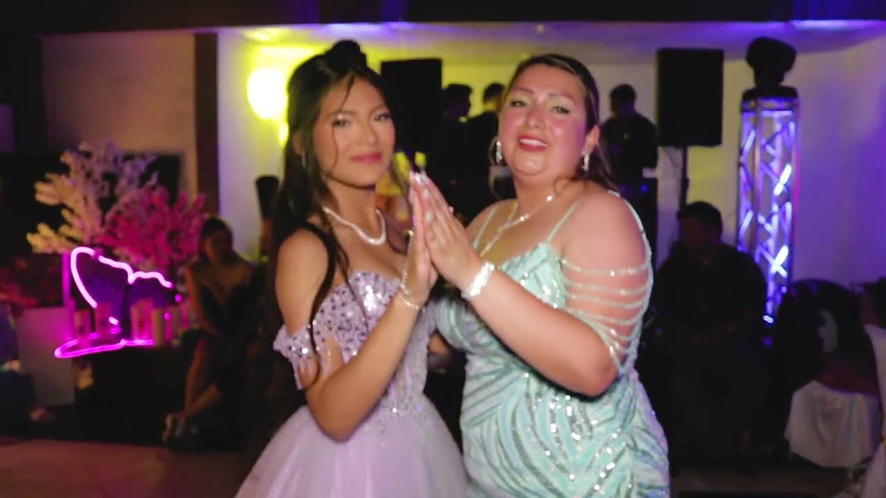 15 AÑOIS YUCE  - SHORT MEGA SOUND EVENTOS